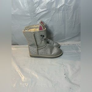 Fabkids Cat Fuzzy boots size 3Y